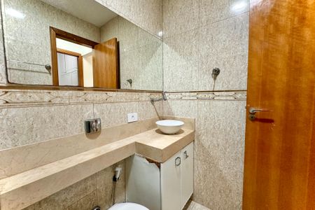Apartamento para alugar com 70m², 2 quartos e 1 vagaBanheiro Social
