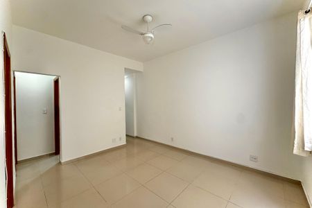 Sala de apartamento para alugar com 2 quartos, 70m² em Flamengo, Rio de Janeiro