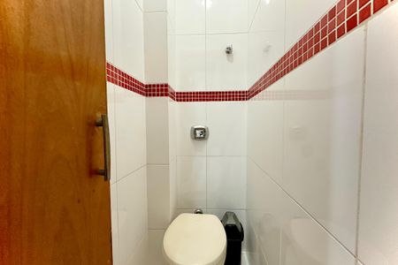 Lavabo de apartamento para alugar com 2 quartos, 70m² em Flamengo, Rio de Janeiro