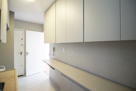 Cozinha de apartamento para alugar com 2 quartos, 72m² em Vila Nova Conceição, São Paulo