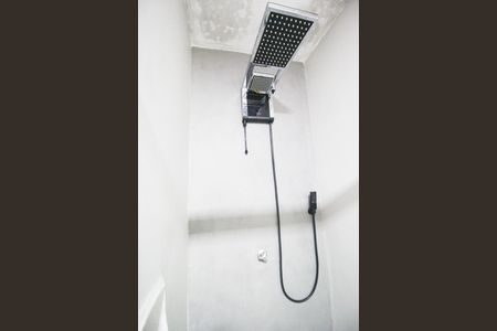 Apartamento para alugar com 72m², 2 quartos e 1 vaga Apartamento para alugar com 72m², 2 quartos e 1 vagaBanheiro social