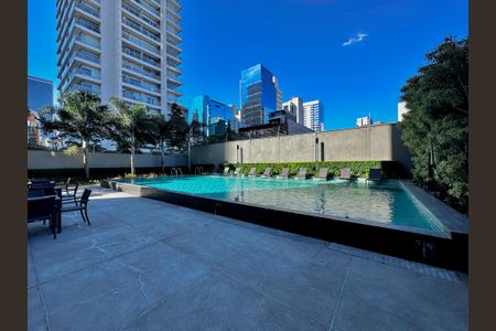 Apartamento para alugar com 69m², 1 quarto e 1 vaga Apartamento para alugar com 69m², 1 quarto e 1 vagaPiscina