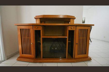 Apartamento para alugar com 75m², 2 quartos e 1 vaga Apartamento para alugar com 75m², 2 quartos e 1 vagaSala
