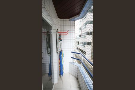 Apartamento para alugar com 75m², 2 quartos e 1 vaga Apartamento para alugar com 75m², 2 quartos e 1 vagaVaranda