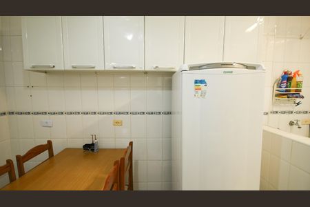 Apartamento para alugar com 75m², 2 quartos e 1 vaga Apartamento para alugar com 75m², 2 quartos e 1 vagaCozinha