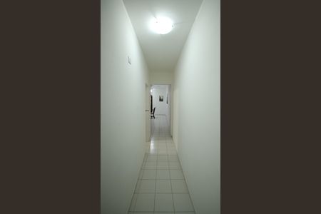 Apartamento para alugar com 75m², 2 quartos e 1 vaga Apartamento para alugar com 75m², 2 quartos e 1 vagaCorredor