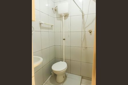 Casa de condomínio para alugar com 45m², 2 quartos e sem vagaBanheiro