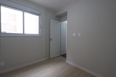 Quarto 1 de apartamento para alugar com 2 quartos, 34m² em Jardim Adutora, São Paulo