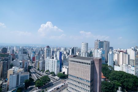 Apartamento à venda com 37m², 1 quarto e 1 vaga Apartamento à venda com 37m², 1 quarto e 1 vagaÁrea comum