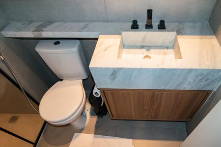 Apartamento à venda com 37m², 1 quarto e 1 vaga Apartamento à venda com 37m², 1 quarto e 1 vagaBanheiro da Suíte