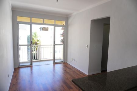 Sala de apartamento para alugar com 2 quartos, 60m² em Vila Omar, Americana