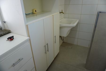 Apartamento para alugar com 60m², 2 quartos e 1 vagaCozinha e Área de Serviço