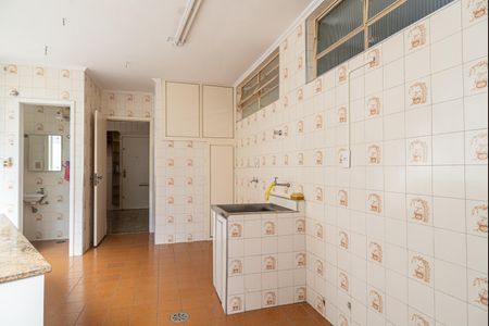 Apartamento à venda com 168m², 3 quartos e 1 vagaÁrea de Serviço