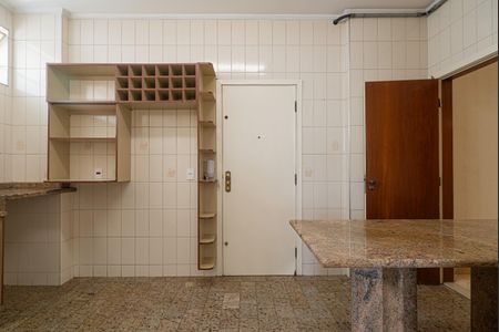 Apartamento à venda com 168m², 3 quartos e 1 vagaCozinha