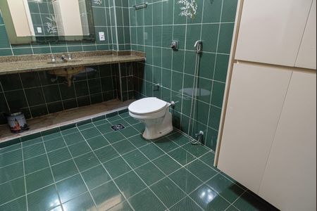 Apartamento à venda com 168m², 3 quartos e 1 vagaBanheiro da Suíte