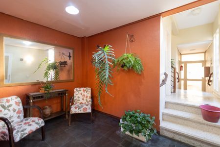 Hall de entrada de apartamento à venda com 2 quartos, 95m² em Cristal, Porto Alegre