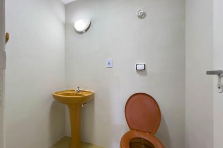 Banheiro de apartamento à venda com 1 quarto, 31m² em Liberdade, São Paulo