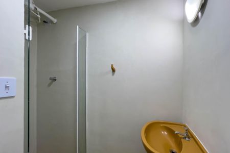 Banheiro de apartamento à venda com 1 quarto, 31m² em Liberdade, São Paulo