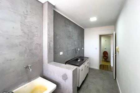 Apartamento à venda com 31m², 1 quarto e 1 vagaCozinha e área de serviço 