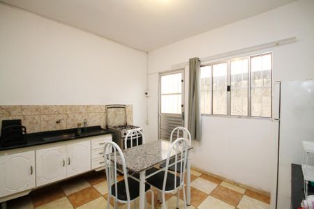 Casa para alugar com 43m², 1 quarto e sem vaga Casa para alugar com 43m², 1 quarto e sem vagaCozinha
