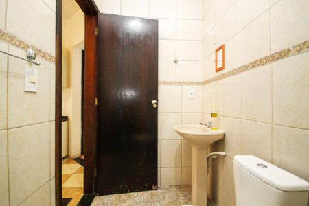 Casa para alugar com 43m², 1 quarto e sem vaga Casa para alugar com 43m², 1 quarto e sem vagaBanheiro
