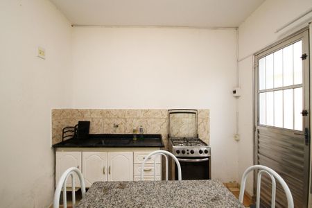 Casa para alugar com 43m², 1 quarto e sem vaga Casa para alugar com 43m², 1 quarto e sem vagaCozinha