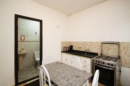 Cozinha de casa para alugar com 1 quarto, 43m² em Jardim do Engenho, Cotia
