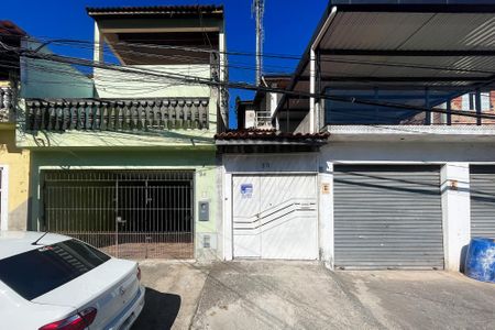 Placa de casa para alugar com 1 quarto, 43m² em Jardim do Engenho, Cotia