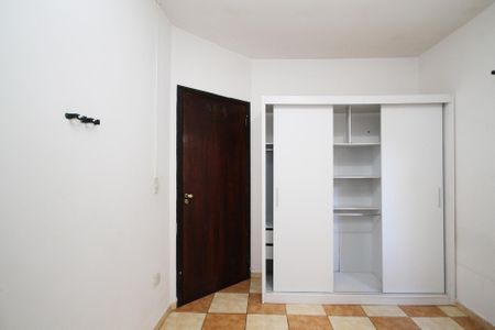 Casa para alugar com 43m², 1 quarto e sem vaga Casa para alugar com 43m², 1 quarto e sem vagaQuarto