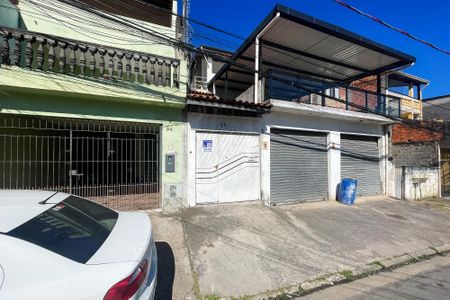 Fachada de casa para alugar com 1 quarto, 43m² em Jardim do Engenho, Cotia