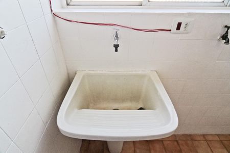 Apartamento à venda com 98m², 3 quartos e 1 vagaÁrea de Serviço