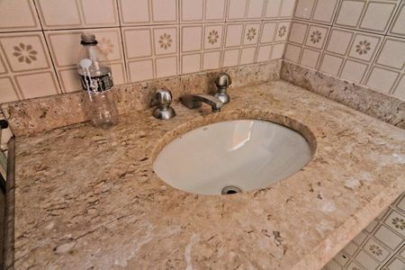 Apartamento à venda com 98m², 3 quartos e 1 vagaBanheiro da Suíte