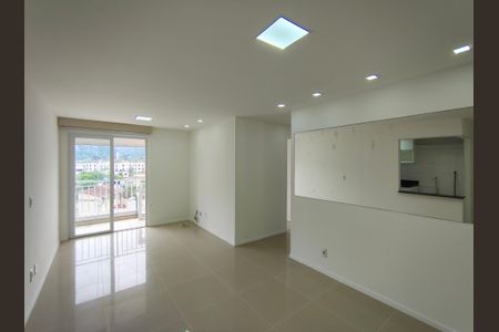 Sala de apartamento para alugar com 3 quartos, 73m² em Jacarepaguá, Rio de Janeiro