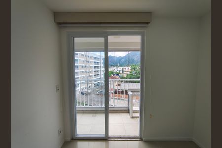 Sala de apartamento para alugar com 3 quartos, 73m² em Jacarepaguá, Rio de Janeiro