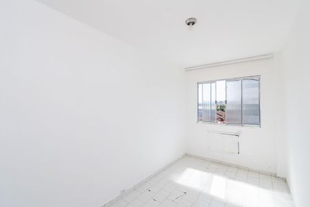 Quarto de apartamento para alugar com 1 quarto, 50m² em Braz de Pina, Rio de Janeiro