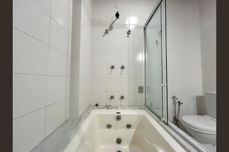 Apartamento para alugar com 150m², 2 quartos e 1 vagaBanheiro 1