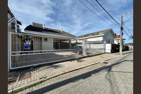 Apartamento para alugar com 150m², 2 quartos e 1 vagaFachada 