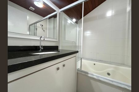 Apartamento para alugar com 150m², 2 quartos e 1 vagaBanheiro 1