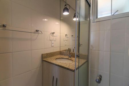 Apartamento à venda com 80m², 3 quartos e 2 vagasBanheiro