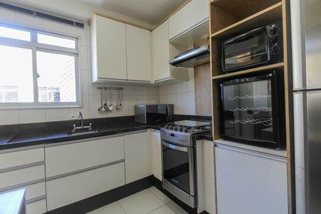 Apartamento à venda com 80m², 3 quartos e 2 vagasCozinha