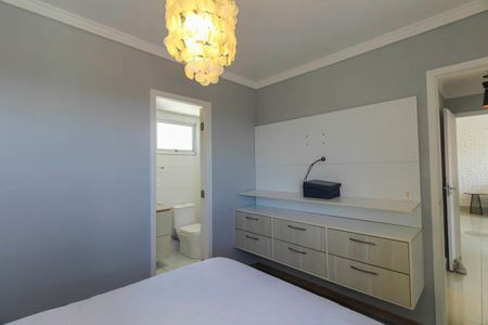 Apartamento à venda com 80m², 3 quartos e 2 vagasSuíte 1