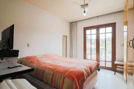 Casa à venda com 226m², 3 quartos e 5 vagas Casa à venda com 226m², 3 quartos e 5 vagasQuarto 1