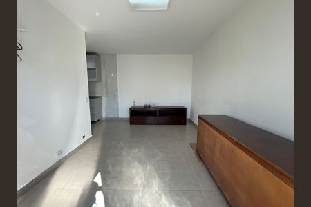 Sala de casa para alugar com 1 quarto, 45m² em Jardim Peri Peri, São Paulo