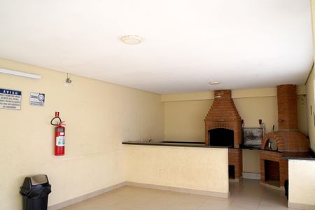 Apartamento para alugar com 50m², 2 quartos e 1 vagaÁrea comum - Churrasqueira