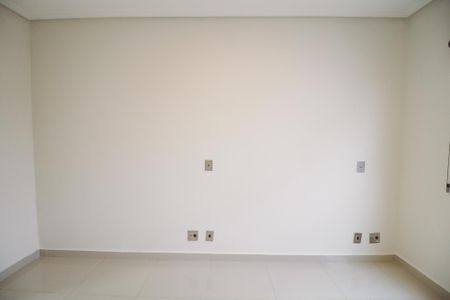 Apartamento para alugar com 70m², 2 quartos e 1 vagaSuíte