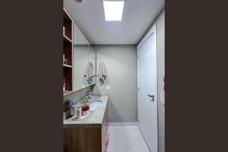 Apartamento à venda com 130m², 3 quartos e 2 vagas Apartamento à venda com 130m², 3 quartos e 2 vagasBanheiro da Suíte 3