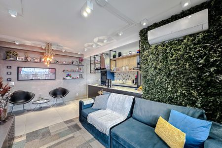 Apartamento à venda com 130m², 3 quartos e 2 vagas Apartamento à venda com 130m², 3 quartos e 2 vagasSala