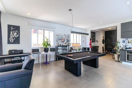 Apartamento à venda com 150m², 1 quarto e 1 vaga Apartamento à venda com 150m², 1 quarto e 1 vagaSala