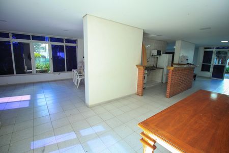 Apartamento para alugar com 60m², 2 quartos e 1 vaga Apartamento para alugar com 60m², 2 quartos e 1 vagaÁrea comum