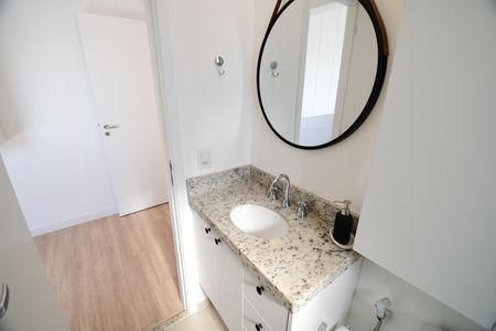 Apartamento para alugar com 66m², 2 quartos e 2 vagasBanheiro Suíte